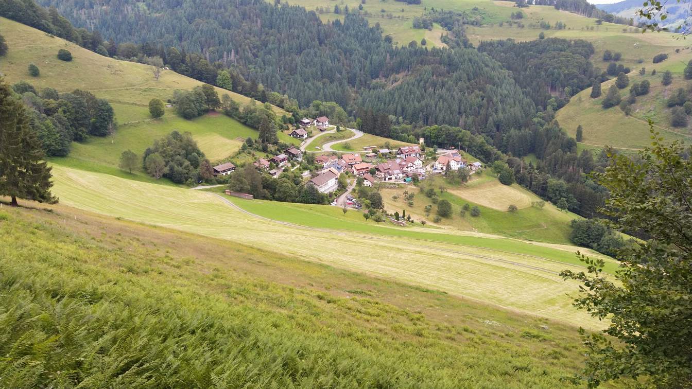 Bildtitel: Aitern im Tal