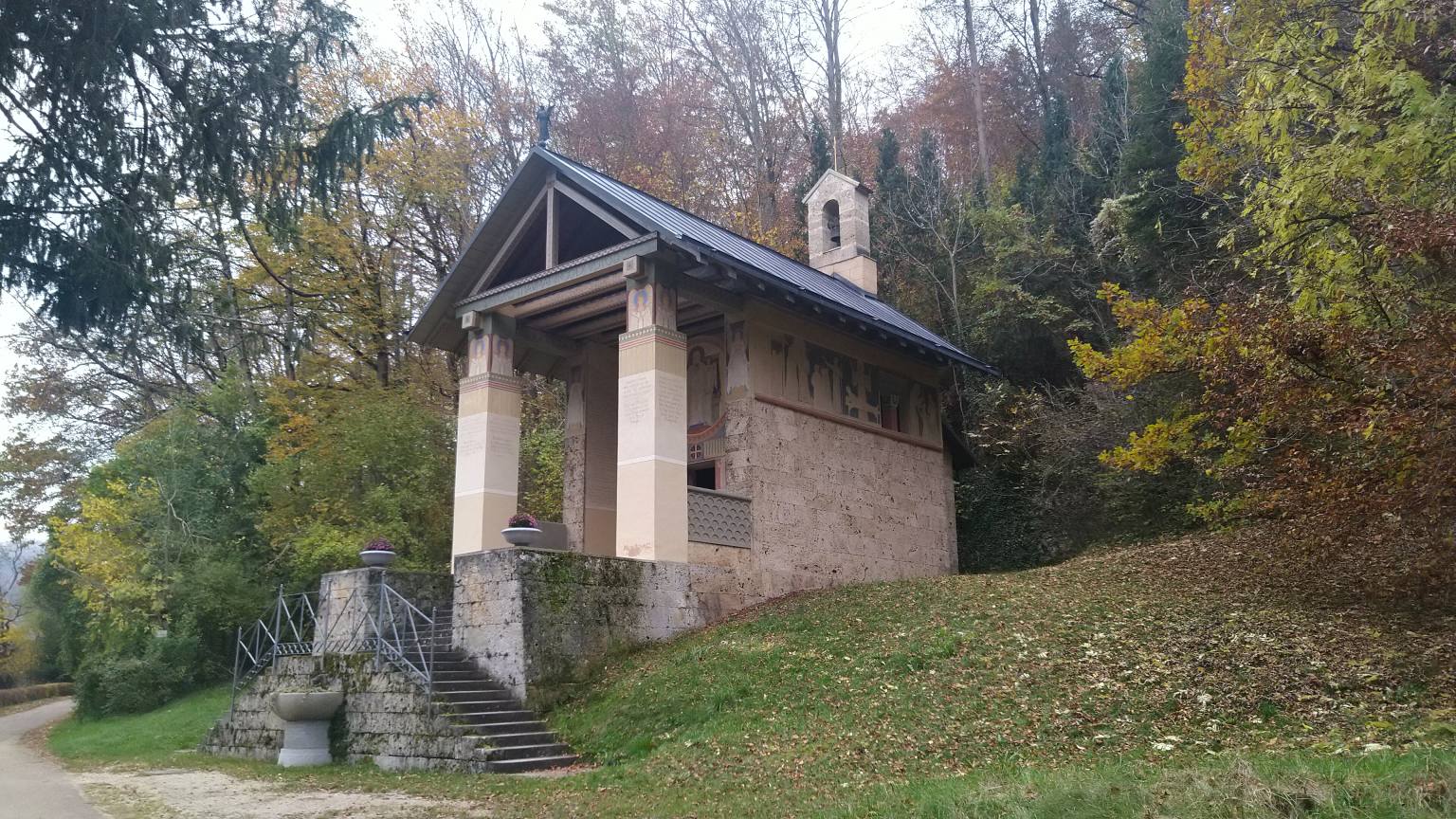 Bildtitel: Mauruskapelle