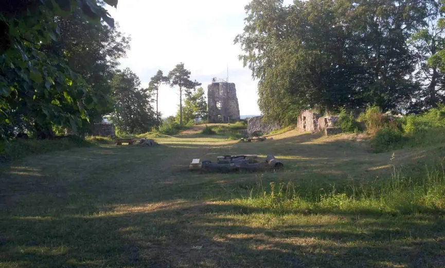 Bildtitel: Burgruine Hohenhewen