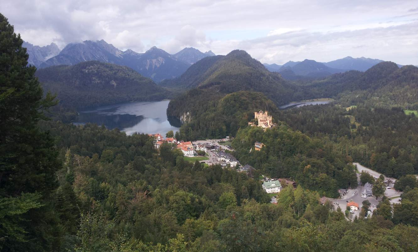 Bildtitel: Hohenschwangau und Alpsee