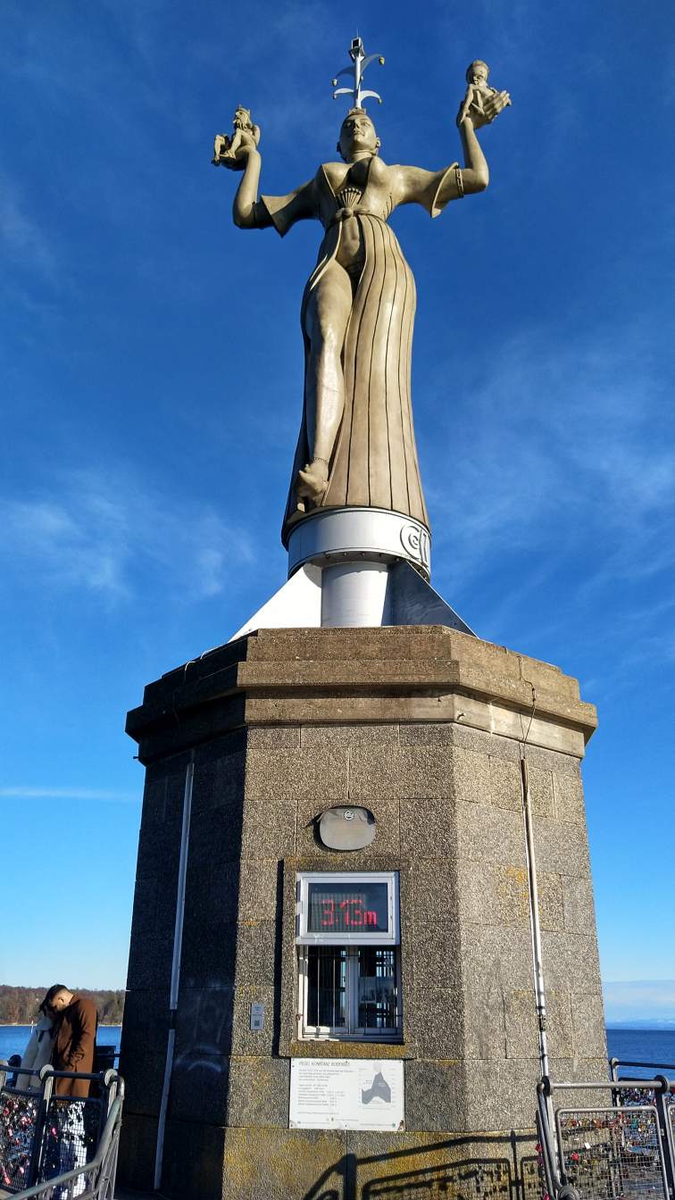 Bildtitel: Imperia Statue