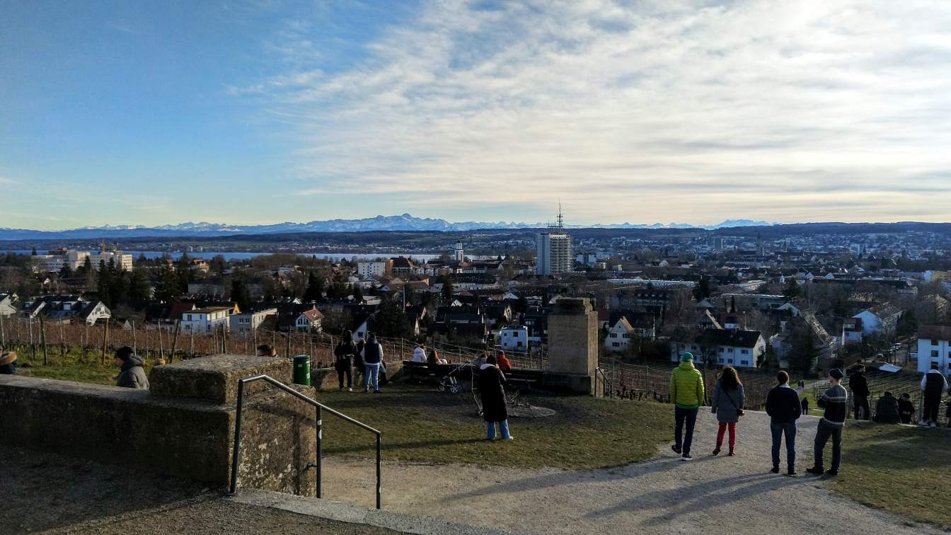 Bildtitel: Alpenpanorama vom Aussichtspunkt Bismarkturm