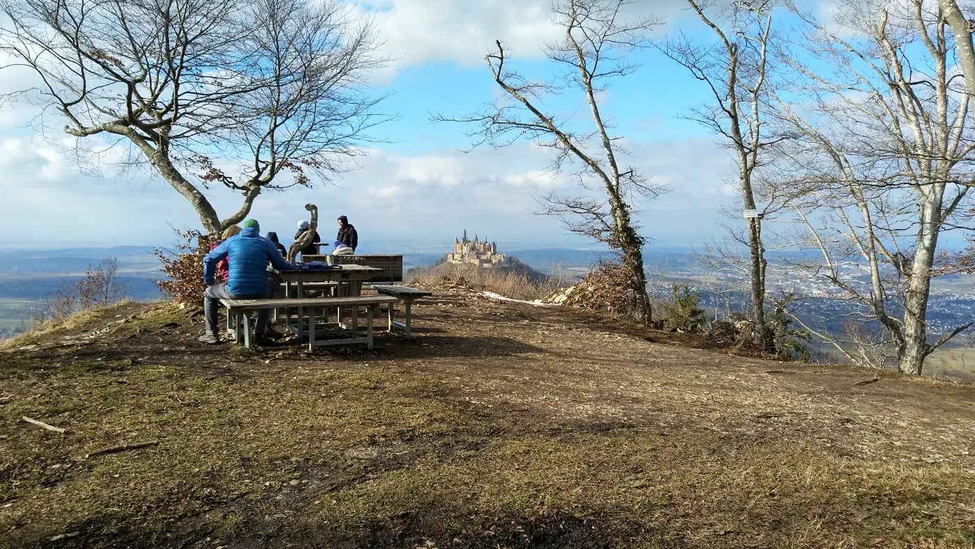 Bildtitel: Aussichtspunkt zur Burg Hohenzollen
