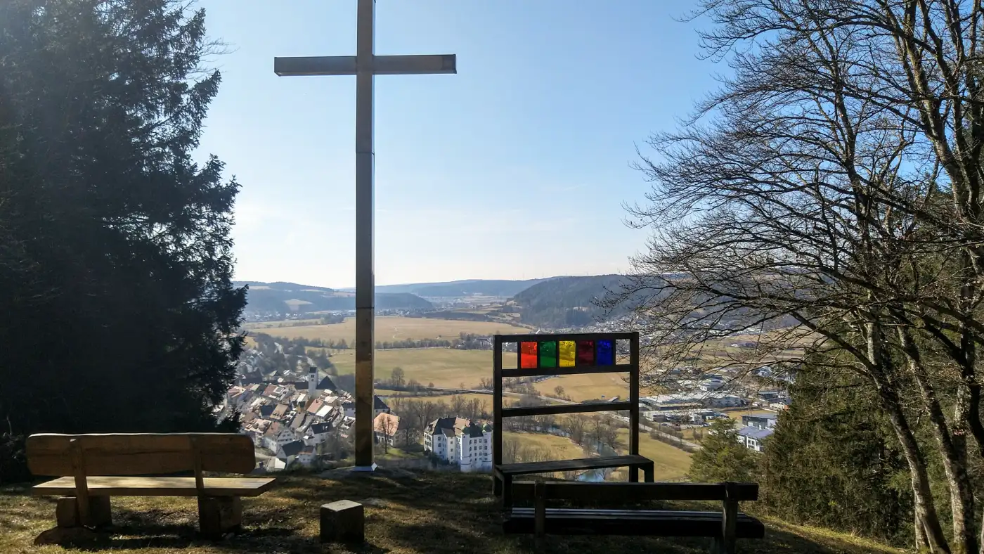 Bildtitel: Glitzerndes Kreuz