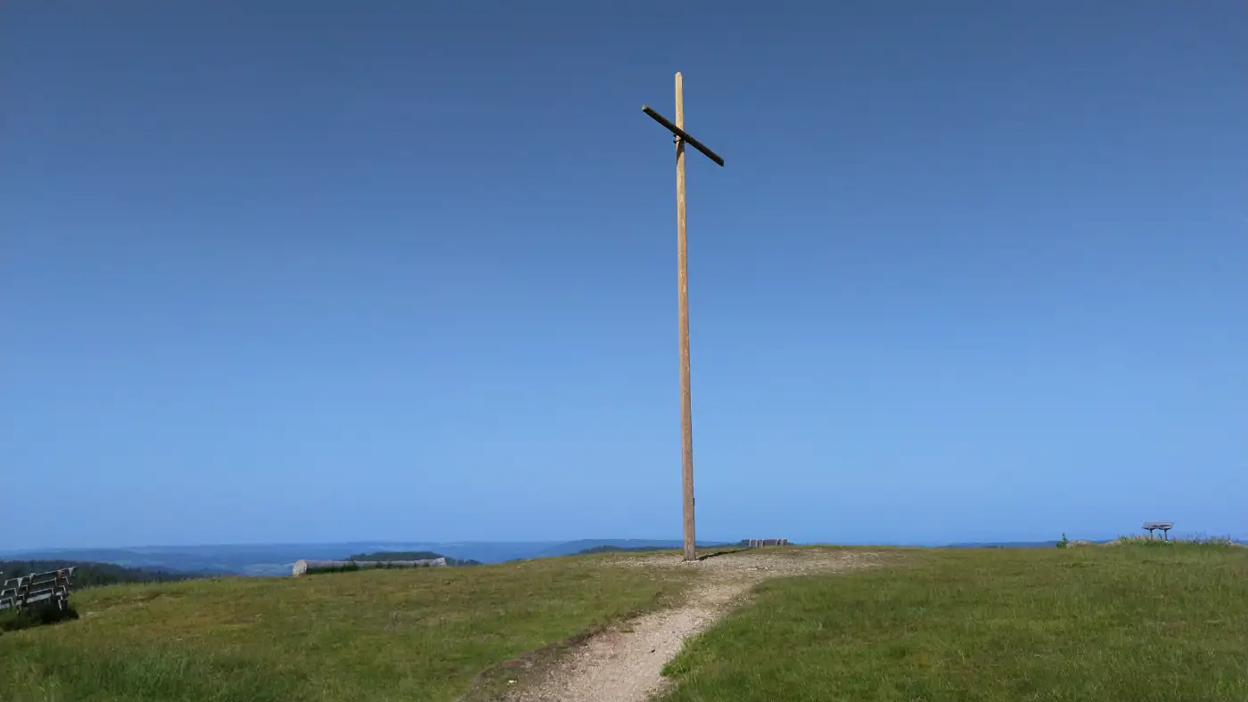 Bildtitel: Gipfelkreuz Herzogenhorn