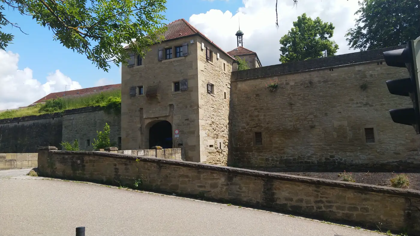 Bildtitel: Eingang in den Gefängnisbereich