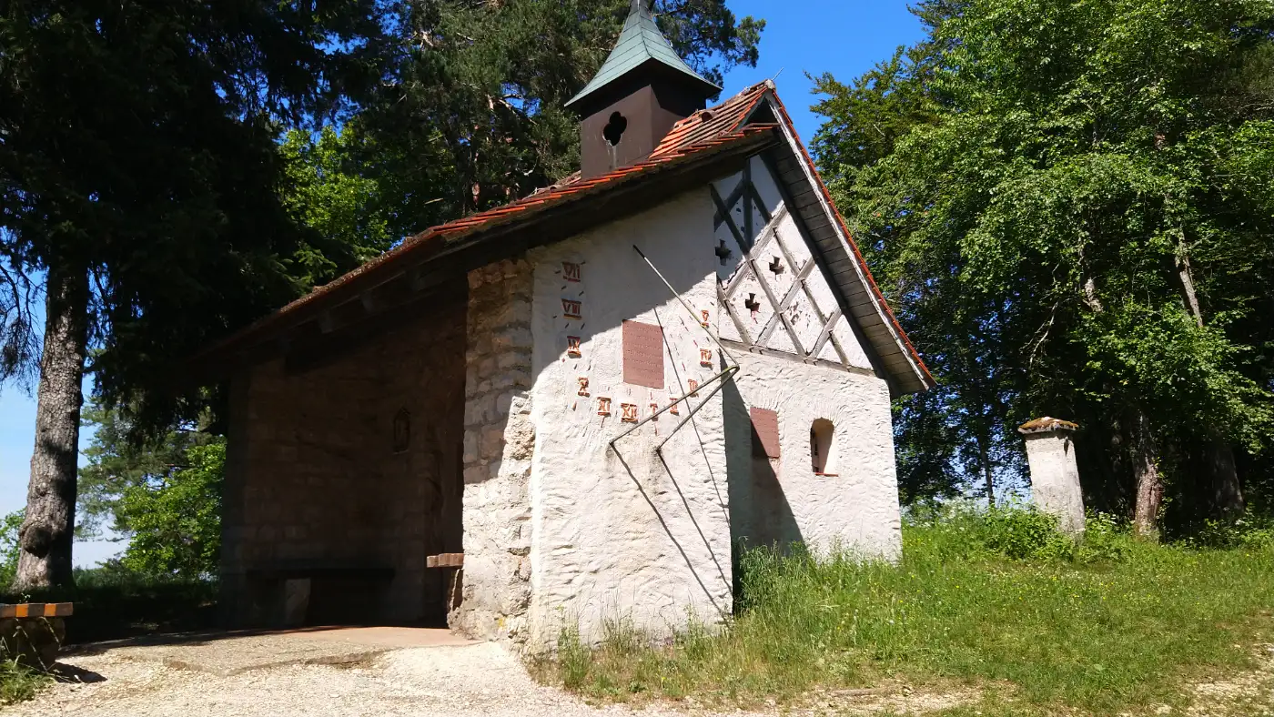 Bildtitel: Mattheiser Kapelle in der Nähe des Knopfmacherfelsens