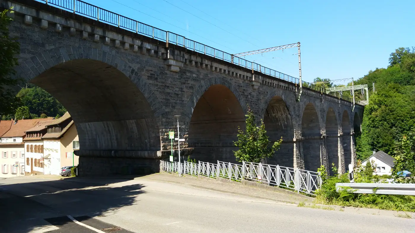 Bildtitel: Hornberger Viadukt