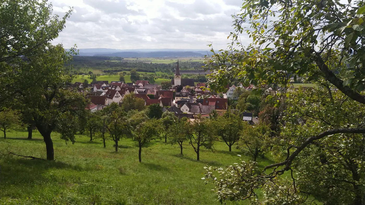Bildtitel: Blick auf Kayh in der Mitte die Marienkirche