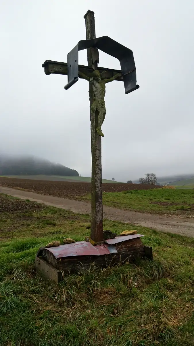Bildtitel: Wegkreuz bei Hondingen