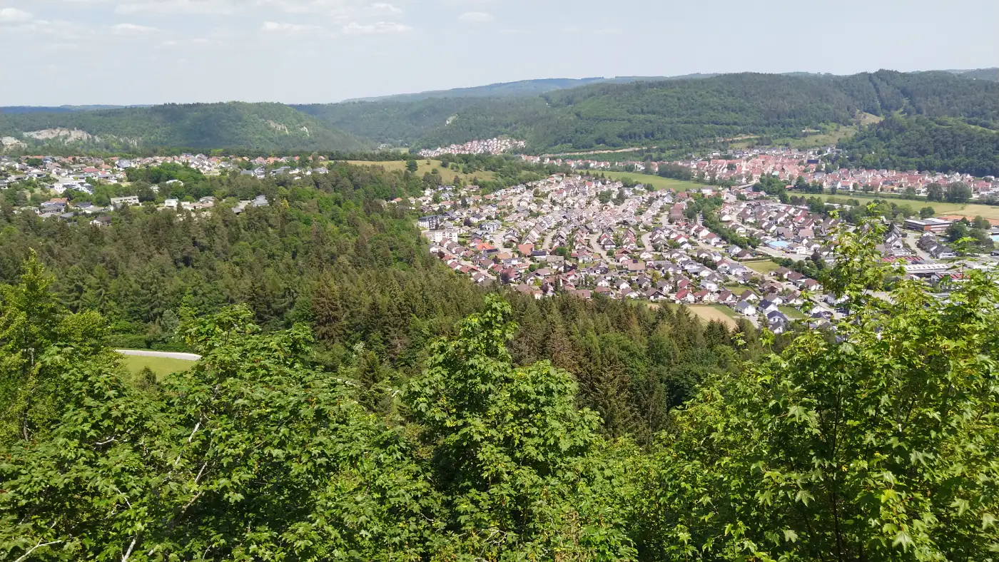 Bildtitel: Blick auf Fridingen vom Risifels