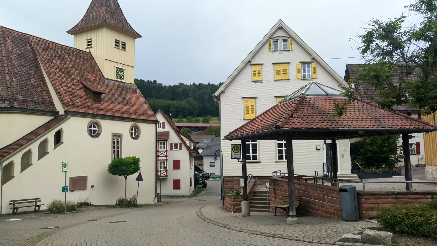 Bildtitel: Dorfplatz von Pfrondorf