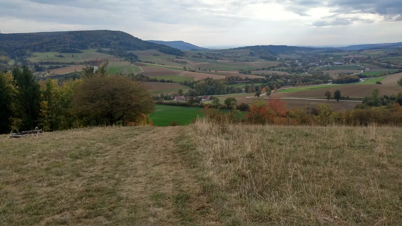 Bildtitel: Blick auf Fützen und den Randen
