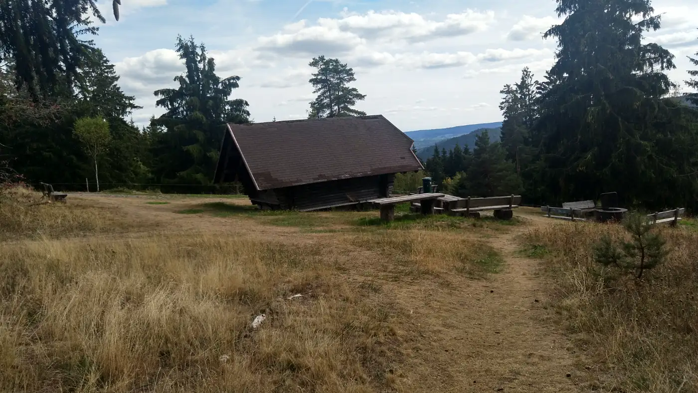 Bildtitel: Max-Engelsmann-Hütte - Tennenberg (1.024 m)